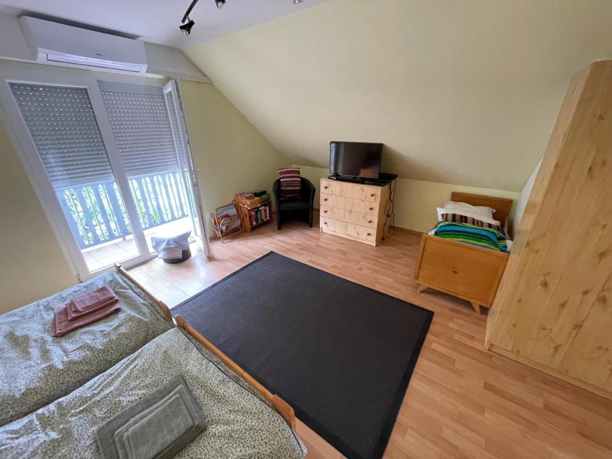 Thefi Vendeghaz Apartment Zanka Ngoại thất bức ảnh
